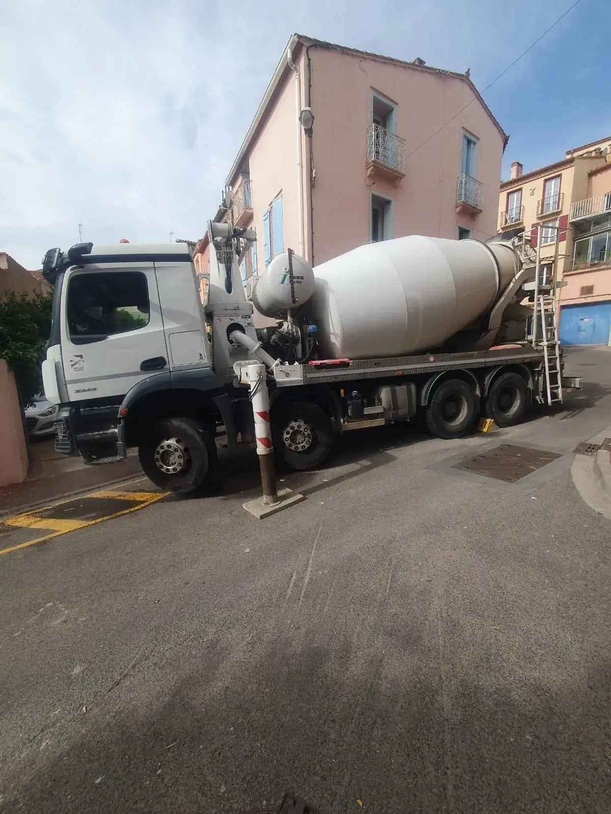 Camion toupie pour le coulage - Pyrénées-Orientales