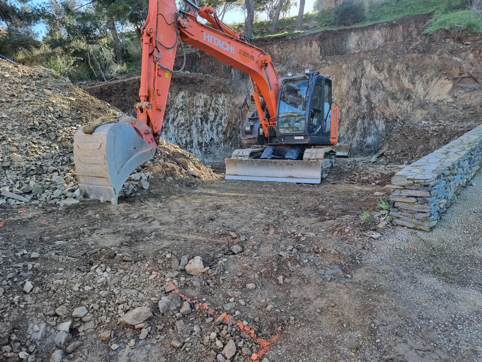 Pelle Hitachi - Excavation rocheuse - Banyuls-sur-Mer