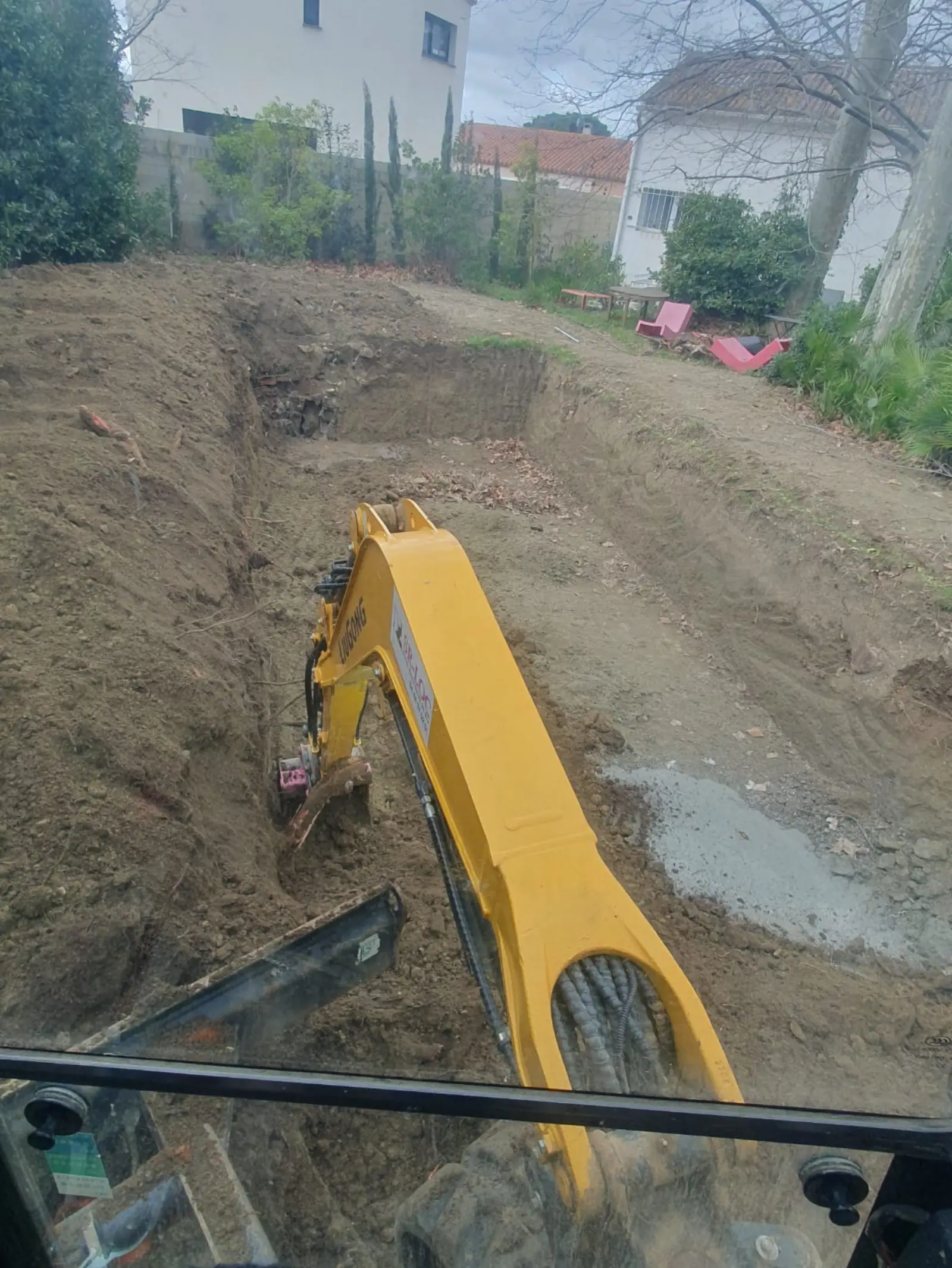 Terrassement piscine en cours - Canet-en-Roussillon